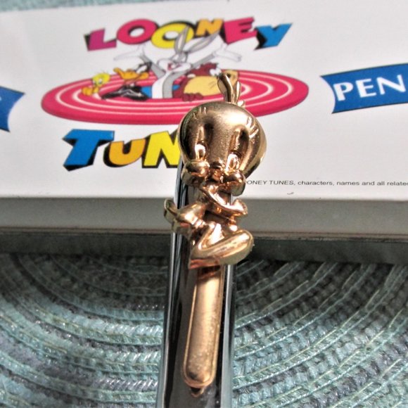Collectors Looney Tunes Tweety Bird Ink Pen - Picture 1 of 9